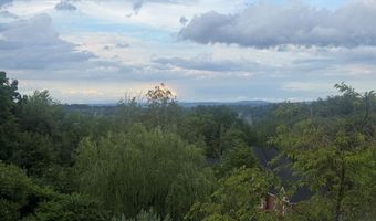 15 Chardonnay Ter, Bedford, NH 03110
