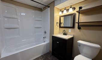 39491 Country Dr, Bath, SD 57427