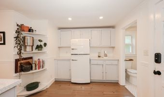 12 Fisk Rd, Concord, NH 03301