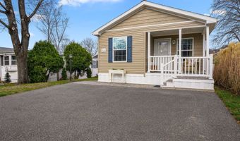 53 Greenlawn Dr, Danbury, CT 06810