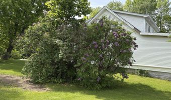 2 Sunrise Cir, Augusta, ME 04330