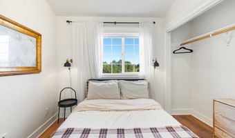 1240 NEWPORT Ave SW, Bandon, OR 97411