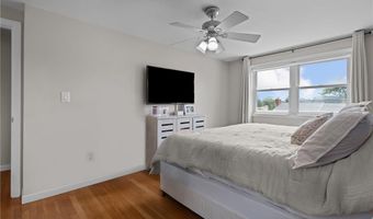 17 Belvedere St, Johnston, RI 02919