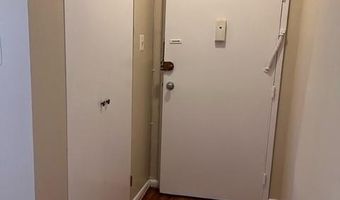 7400 LAKEVIEW Dr #N208, Bethesda, MD 20817
