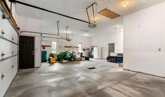 805 27th St SW, Austin, MN 55912