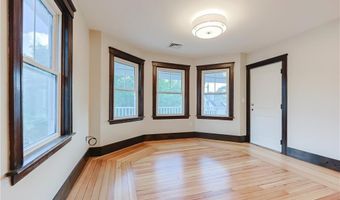 65 Burton St 3, Bristol, RI 02809