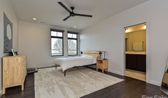 432 E 33rd St, Charlotte, NC 28205
