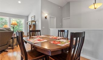 1811 Wildflower Ln NE, Alexandria, MN 56308