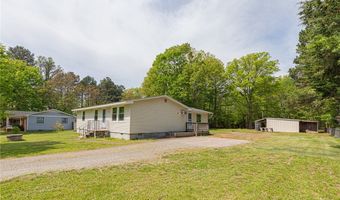 12161 Ashland Heights Rd, Ashland, VA 23005
