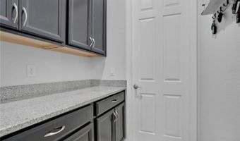 3200 PINENUT Dr, Apopka, FL 32712