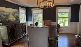 7 Hammerstone Ln, Altamont, NY 12009