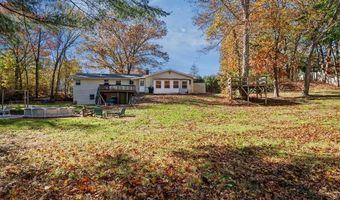 50 Circledale Dr, Cumberland, RI 02864