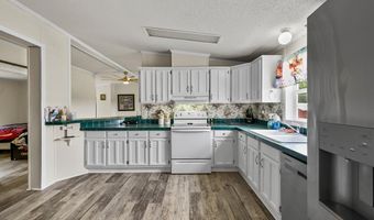 6439 Cedar Grove Rd, Big Sandy, TN 38221