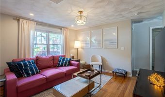 62 Scituate Farms Dr, Cranston, RI 02921