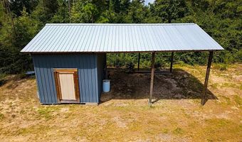 855 Fairborn Ave, Alford, FL 32420