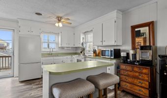 415 W Boardwalk Blvd, Atlantic Beach, NC 28512