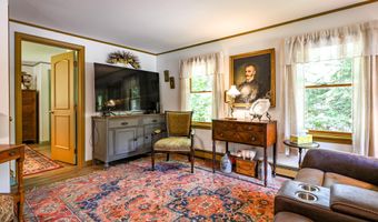 852 Pequawket Trl, Baldwin, ME 04091