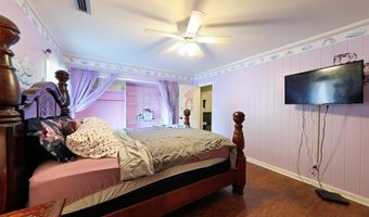 910 Pine St, Bainbridge, GA 39819