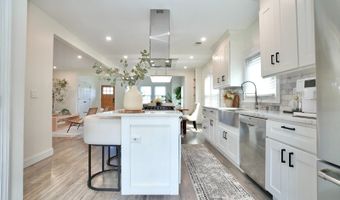 26 Oneil St, Bergenfield, NJ 07621