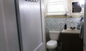 4 Amherst St, Augusta, ME 04330