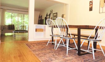 707 Timber Ln 707, Canton, CT 06019