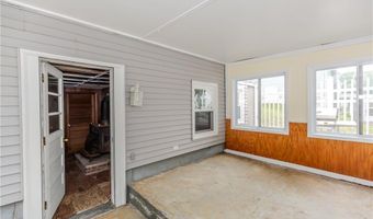 80 Westwood Rd, North Smithfield, RI 02896
