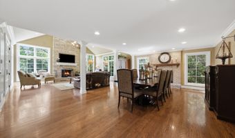 23855 W Sarah Ct, Antioch, IL 60002
