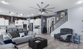 1895 E CRESCENT Way, Chandler, AZ 85249