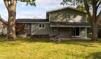 207 N 10th St, Albia, IA 52531