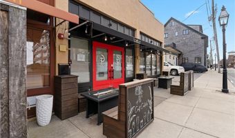 382 Thames St, Bristol, RI 02809