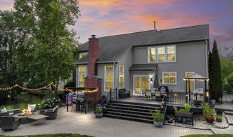 531 Brookside Ave, Algonquin, IL 60102