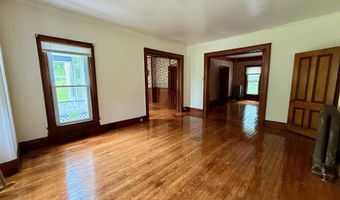 927 Water St, Bennington, VT 05257