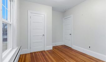 63 Park Ave 2, Cranston, RI 02905