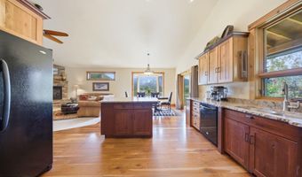 35 LUCY Cir, Alpine, WY 83128