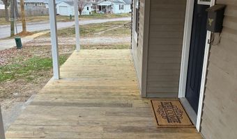 748 W Oak St, Bicknell, IN 47512