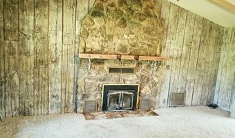 8526 SE 70th Ter, Baxter Springs, KS 66713