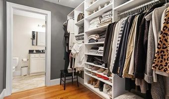 855 Lagrange St 7, Boston, MA 02132