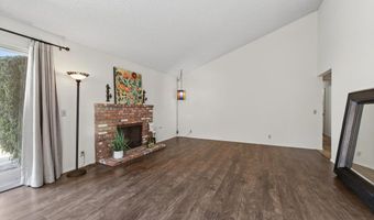 1562 Avenida Del Manzano, Camarillo, CA 93010