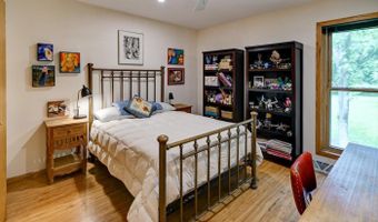 2877 Glacier Valley Rd, Fitchburg, WI 53711