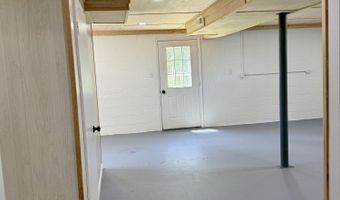 6897 HWY 52, Beattyville, KY 41311
