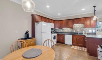 500 Deal Lake Dr 2B, Asbury Park, NJ 07712