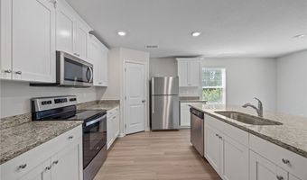 122 Chedworth Dr, Angier, NC 27501