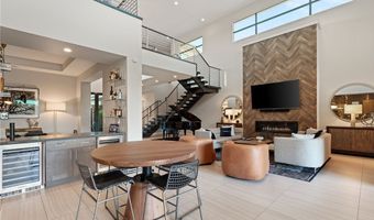 38 Moonfire Dr, Las Vegas, NV 89135