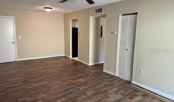 922 LAKE DESTINY Rd F, Altamonte Springs, FL 32714