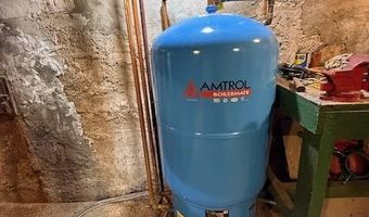 10 Palm St, Baileyville, ME 04694