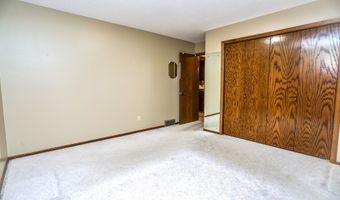 2010 SE 14th Ave, Aberdeen, SD 57401