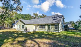20 Sand Piper Dr, Beaufort, SC 29907