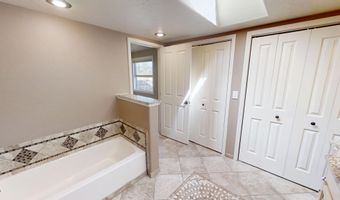 1241 E 18th St, Casper, WY 82601