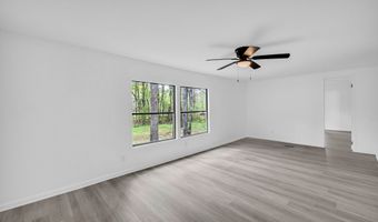 1144 Wolfskin Rd, Arnoldsville, GA 30619