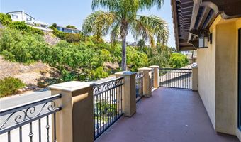 3528 Hightide Dr, Rancho Palos Verdes, CA 90275